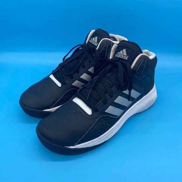 Adidas Ilation Mid Basketball Sneaker 